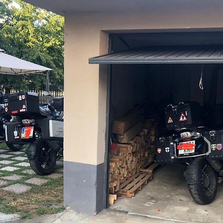 Apartmán "La Bella Della Cappuccina" Casa Con Parcheggio Interno Gratuito Domodossola Exteriér fotografie