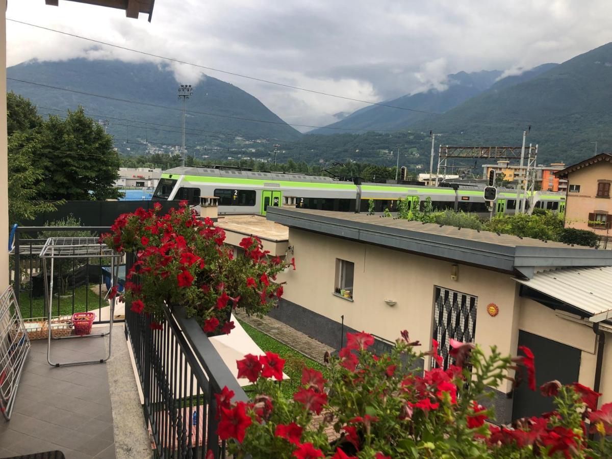 Apartmán "La Bella Della Cappuccina" Casa Con Parcheggio Interno Gratuito Domodossola Exteriér fotografie
